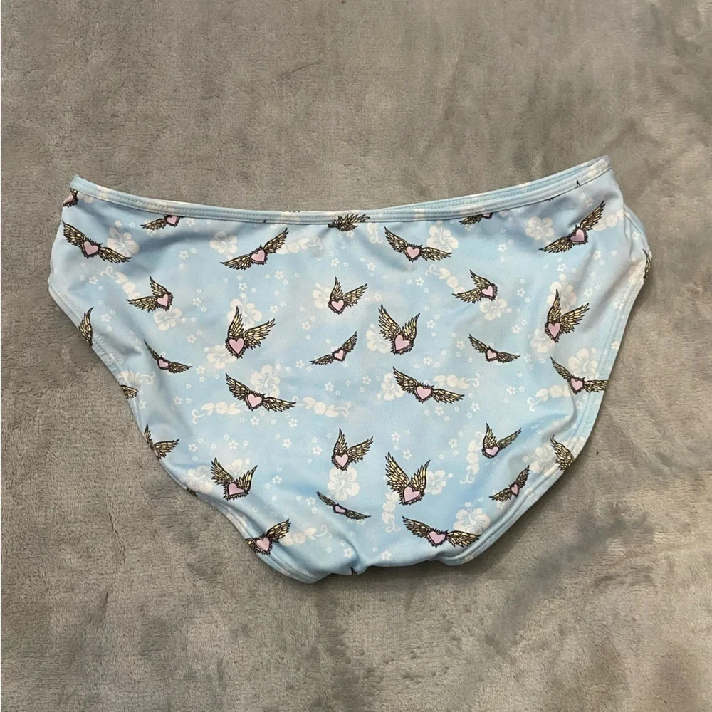 New! Frankie’s bikinis x Victoria’s Secret winged heart bottoms 4179